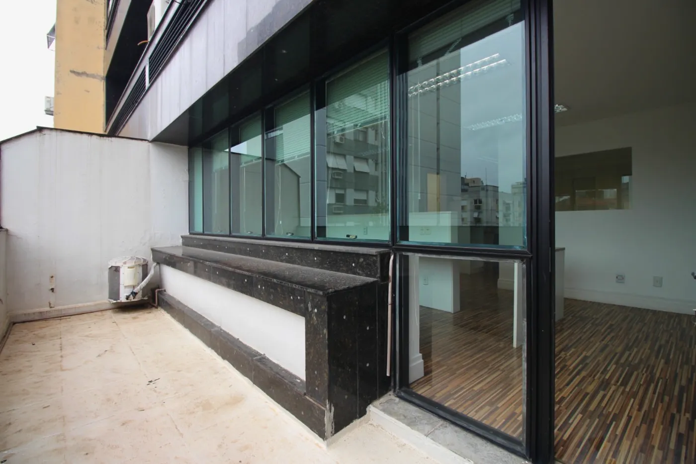 PT 98 Sala 10203 - TF Imóveis Exclusividades