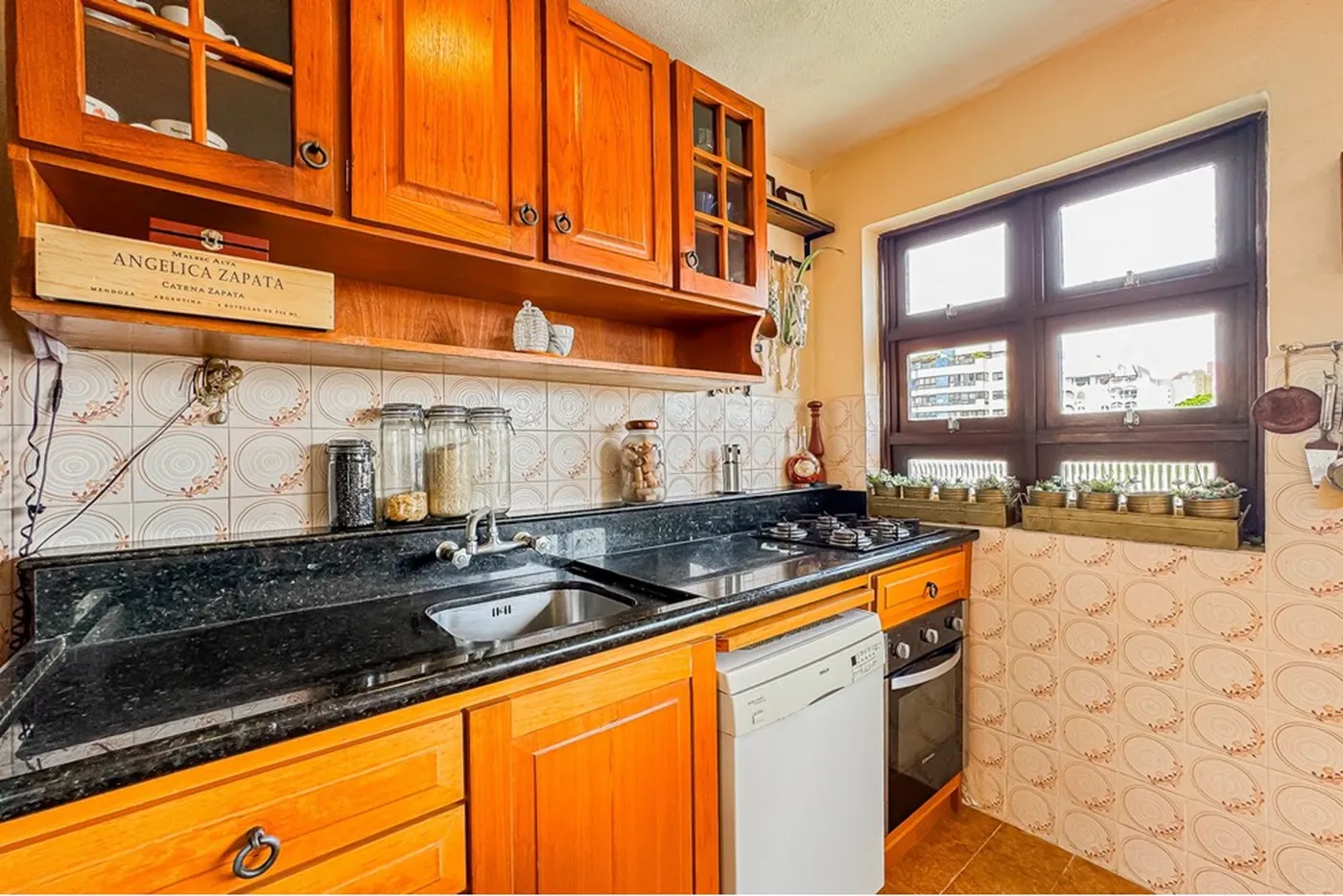 HDPI 1000 Apto 610291035-5 - REMAX Capital Park Exclusividades