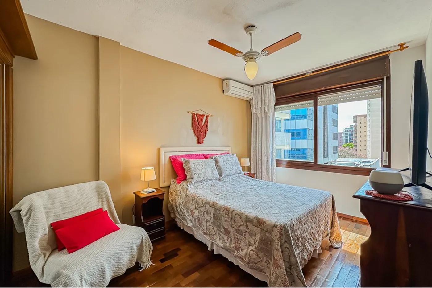HDPI 1000 Apto 610291035-5 - REMAX Capital Park Exclusividades
