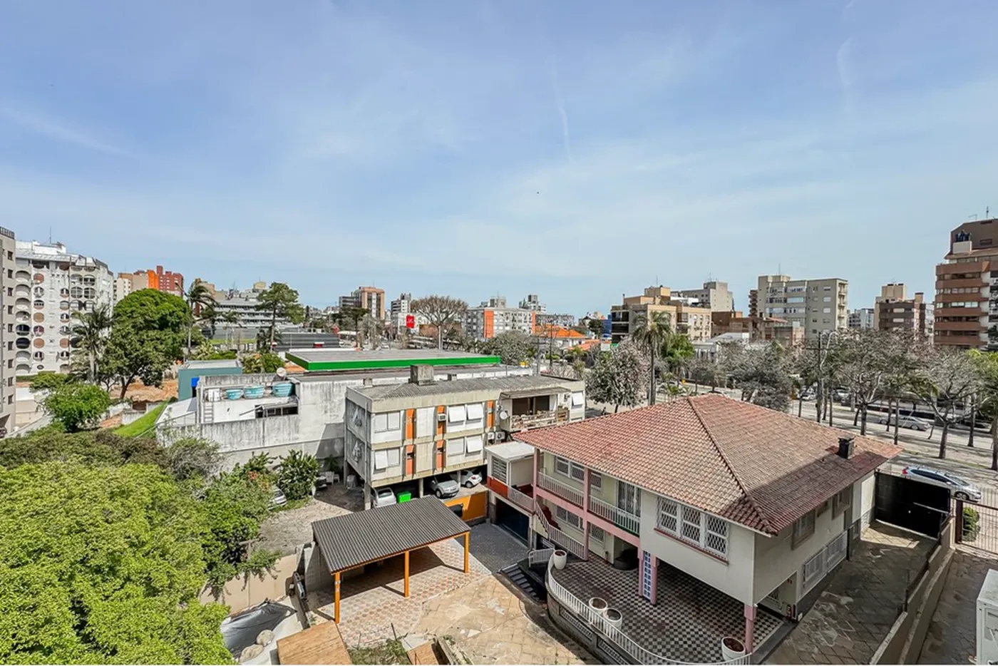HDPI 1000 Apto 610291035-5 - REMAX Capital Park Exclusividades