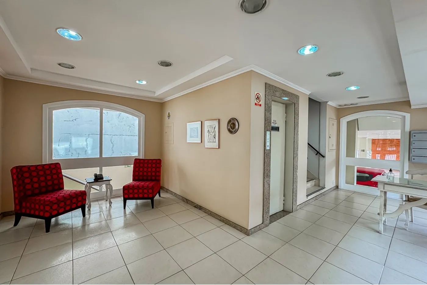 HDPI 1000 Apto 610291035-5 - REMAX Capital Park Exclusividades