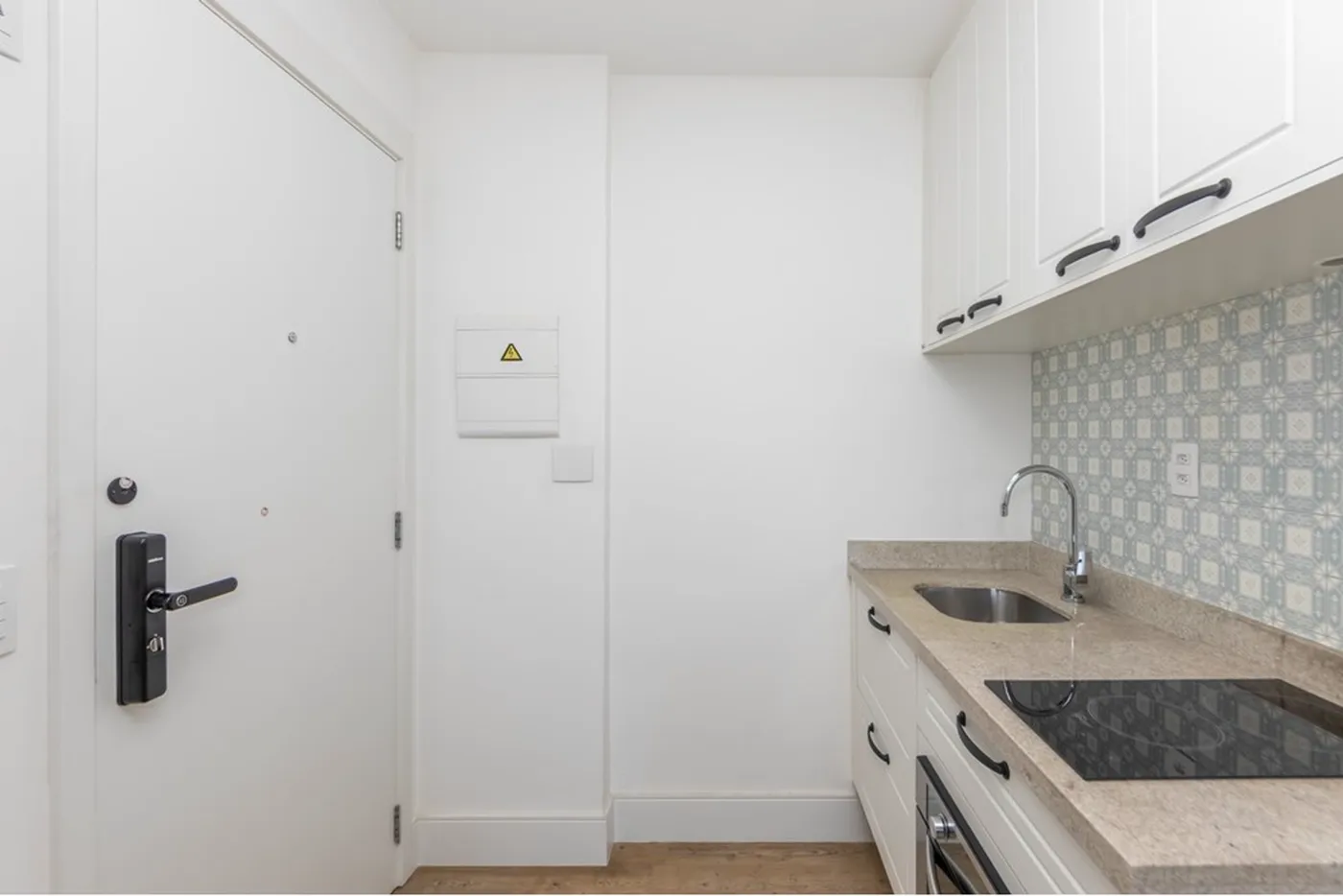 IBJF 152 Apto 630331102-15 - REMAX Comunità Exclusividades