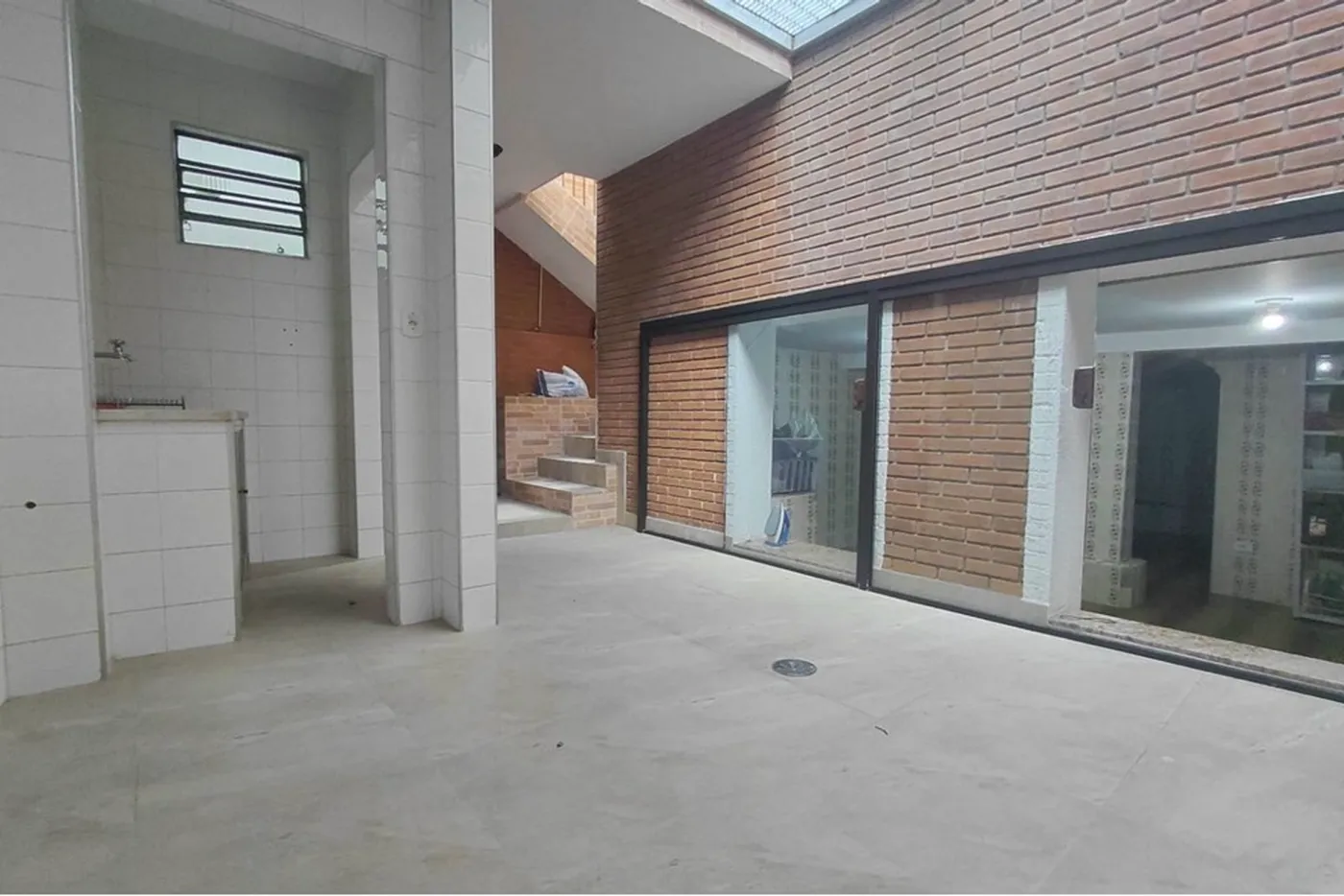 VGSBDB 555 Casa 602171002-110 - REMAX My House Exclusividades