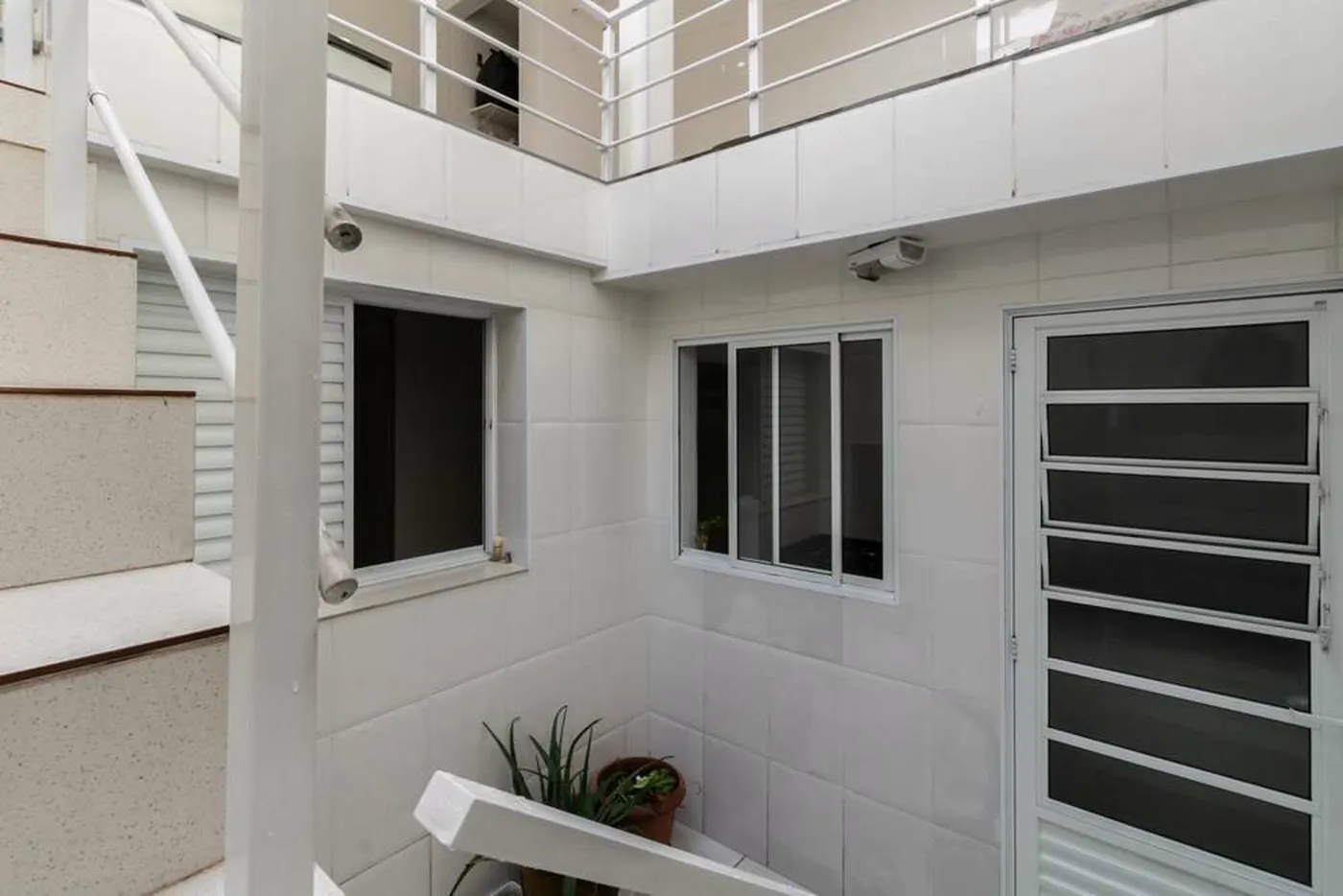 VLVD 64 601261021-440 - REMAX Terra Exclusividades