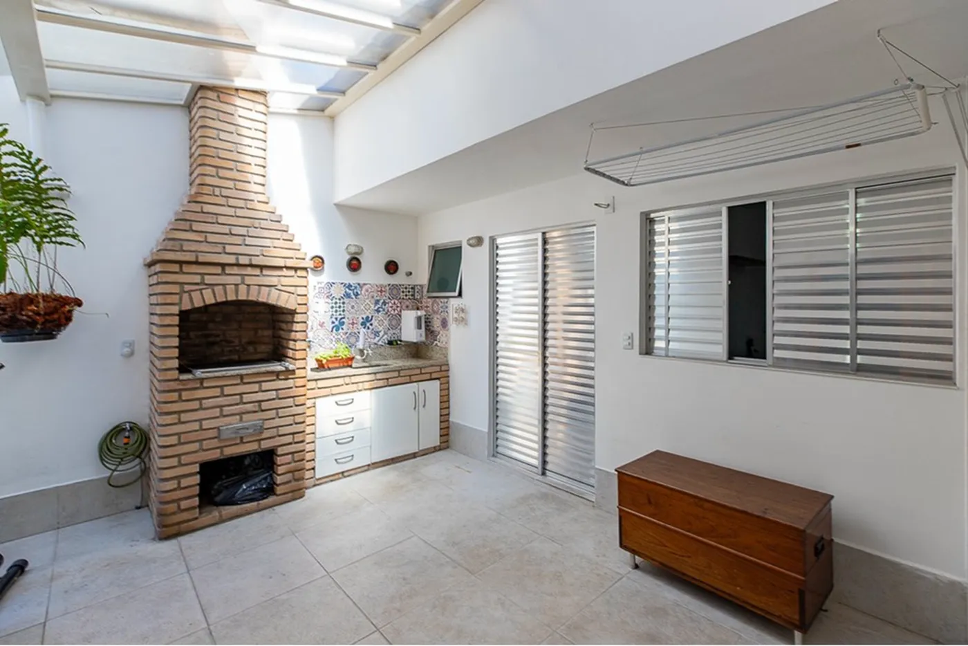 BDDDS 43 601241033-107 - REMAX Ville Exclusividades