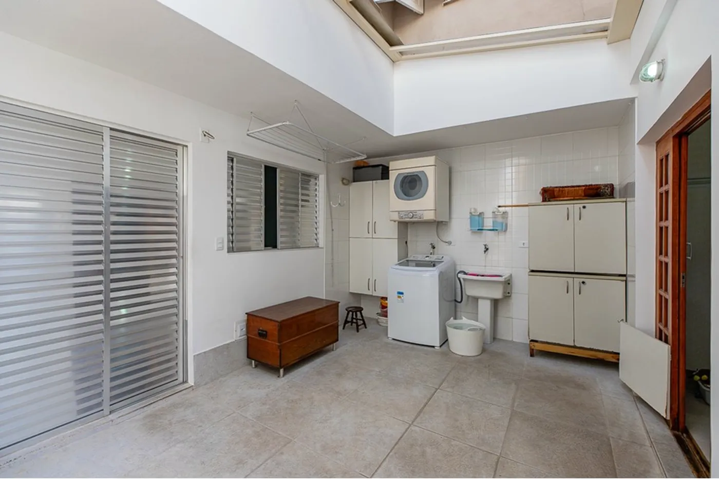 BDDDS 43 601241033-107 - REMAX Ville Exclusividades