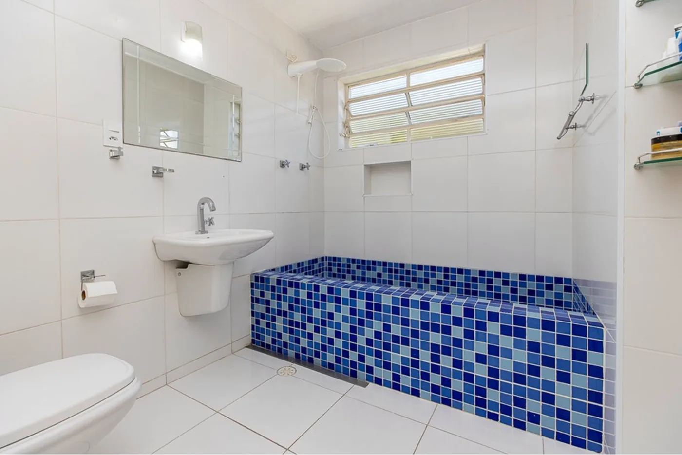 BDDDS 43 601241033-107 - REMAX Ville Exclusividades