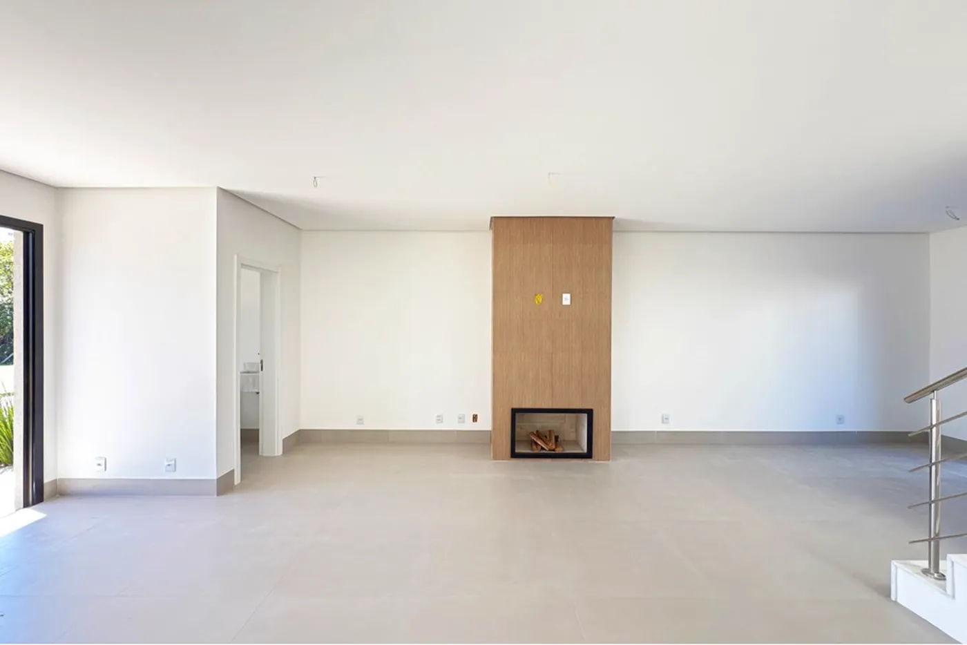 HJPN 478 610191034-123 - REMAX Casa Sul Exclusividades