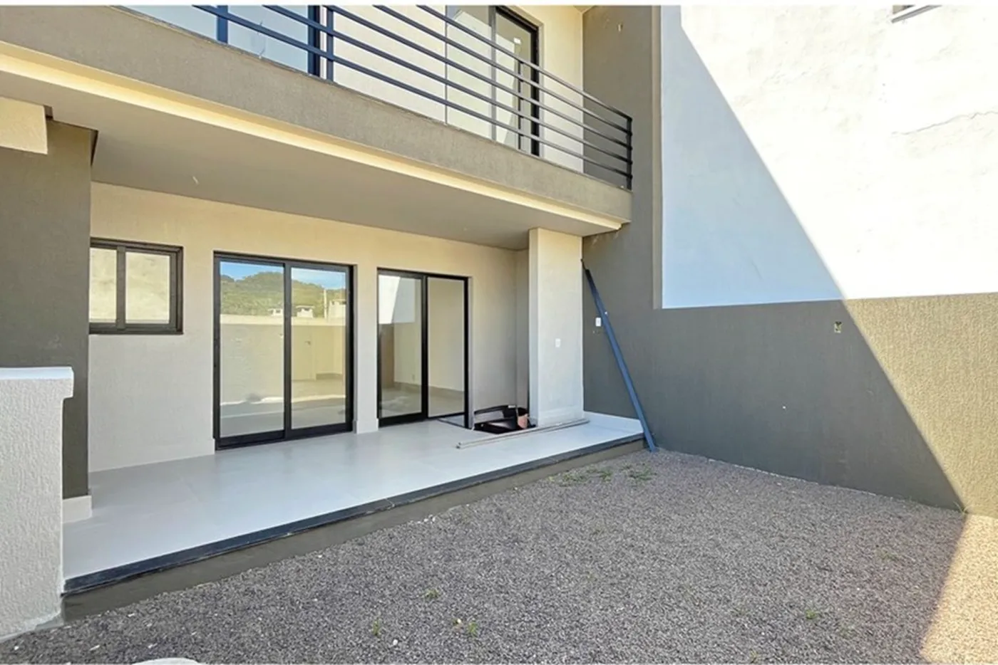 HJPN 478 610191034-123 - REMAX Casa Sul Exclusividades