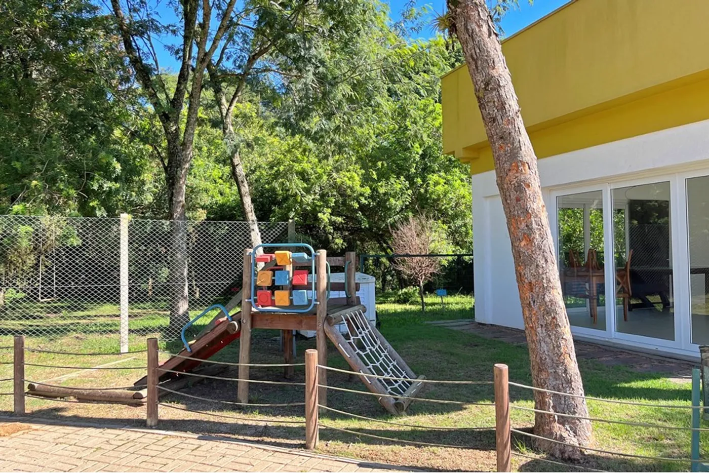 HJPN 478 610191034-123 - REMAX Casa Sul Exclusividades