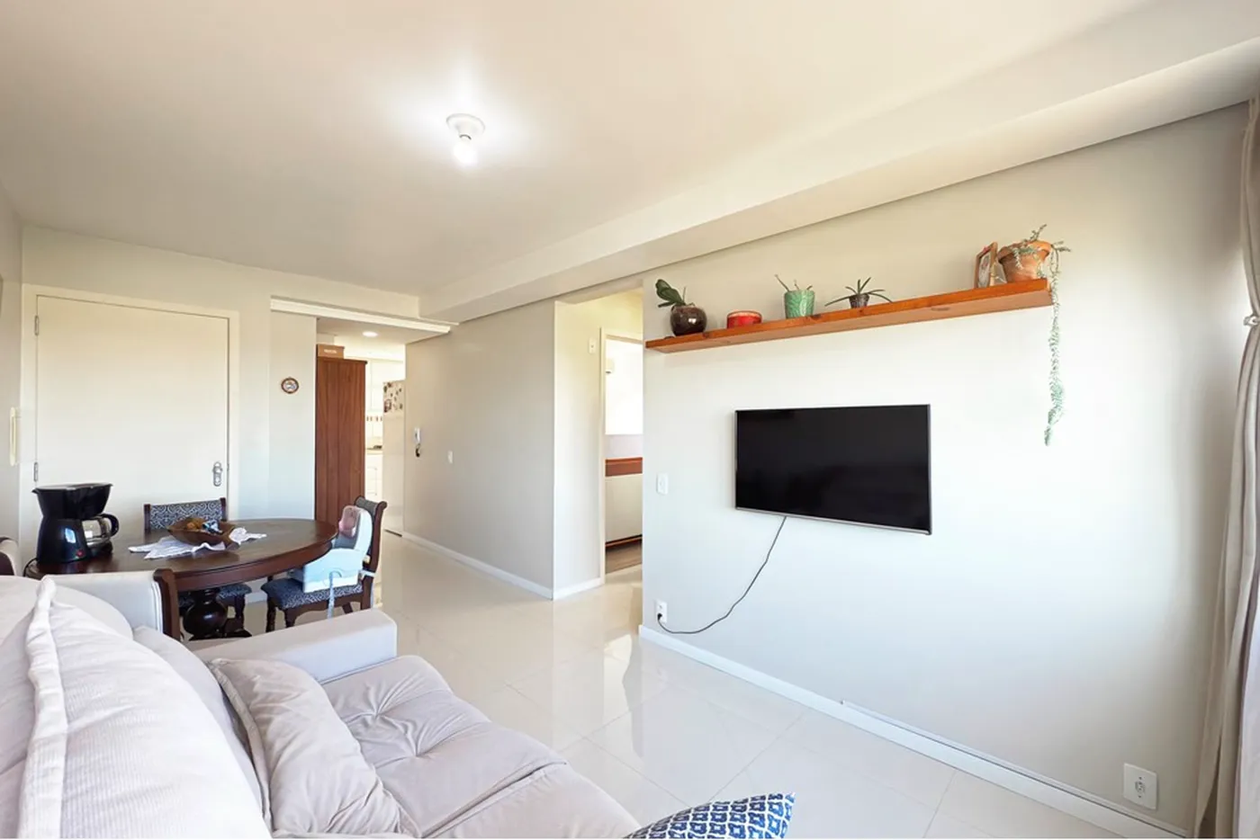 HDCM 490 Apto 610191035-124 - REMAX Casa Sul Exclusividades