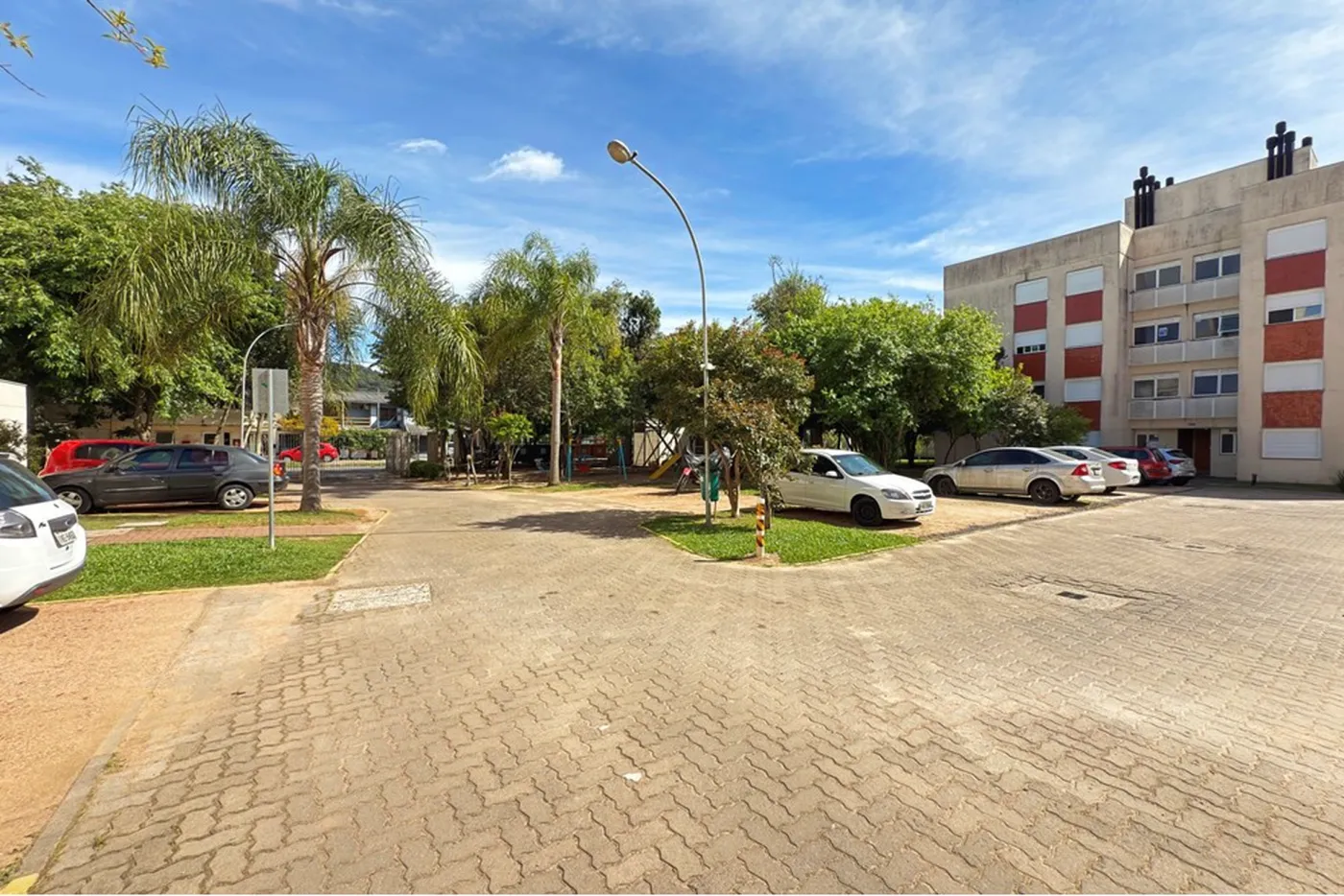 HDCM 490 Apto 610191035-124 - REMAX Casa Sul Exclusividades
