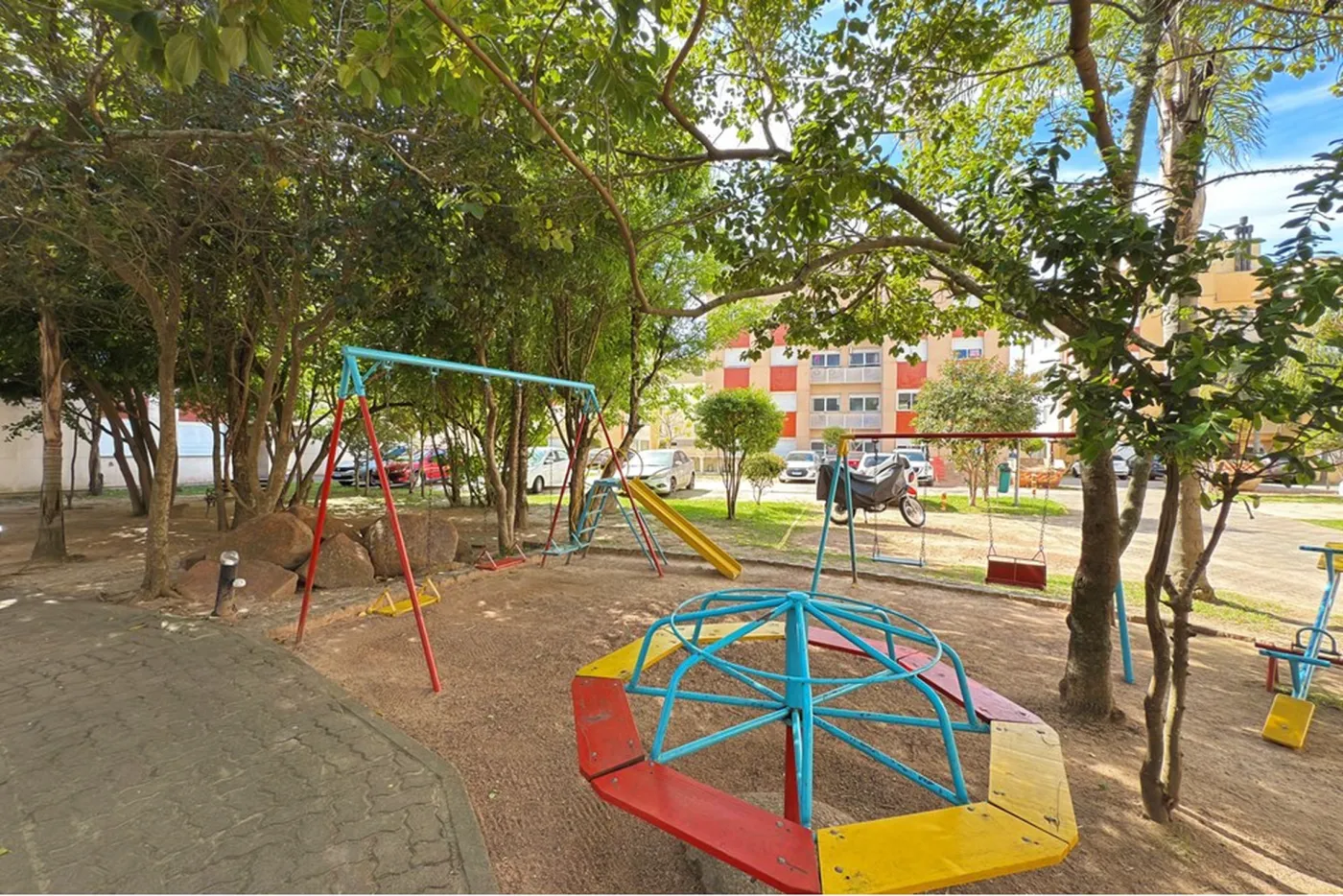 HDCM 490 Apto 610191035-124 - REMAX Casa Sul Exclusividades