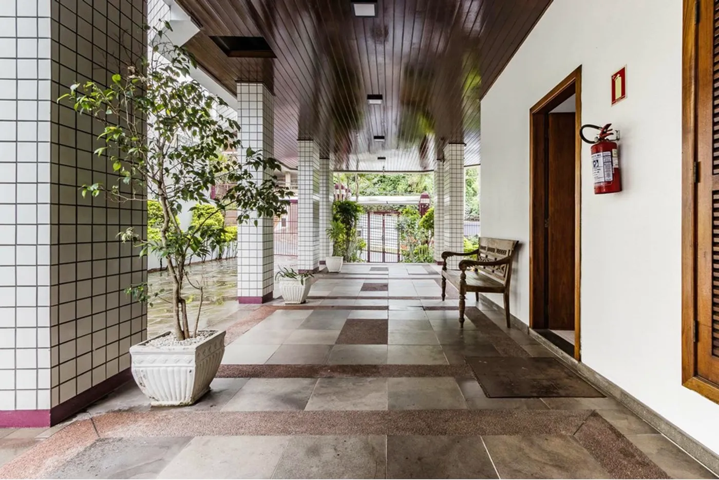 PR 321 Apto 612511011-36 - REMAX Moderna Exclusividades