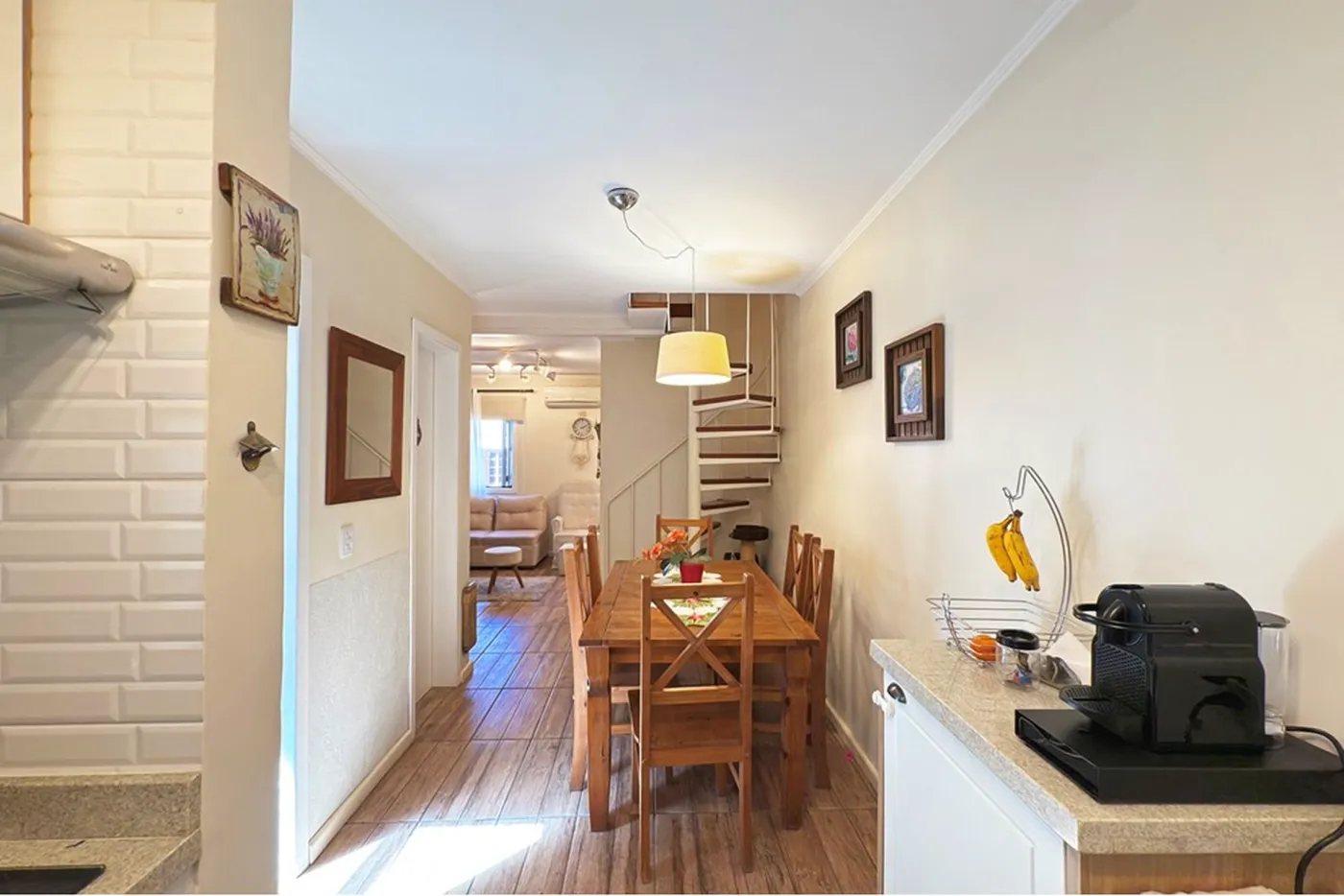 VNMC 100 Casa 610191037-95 - REMAX Casa Sul Exclusividades