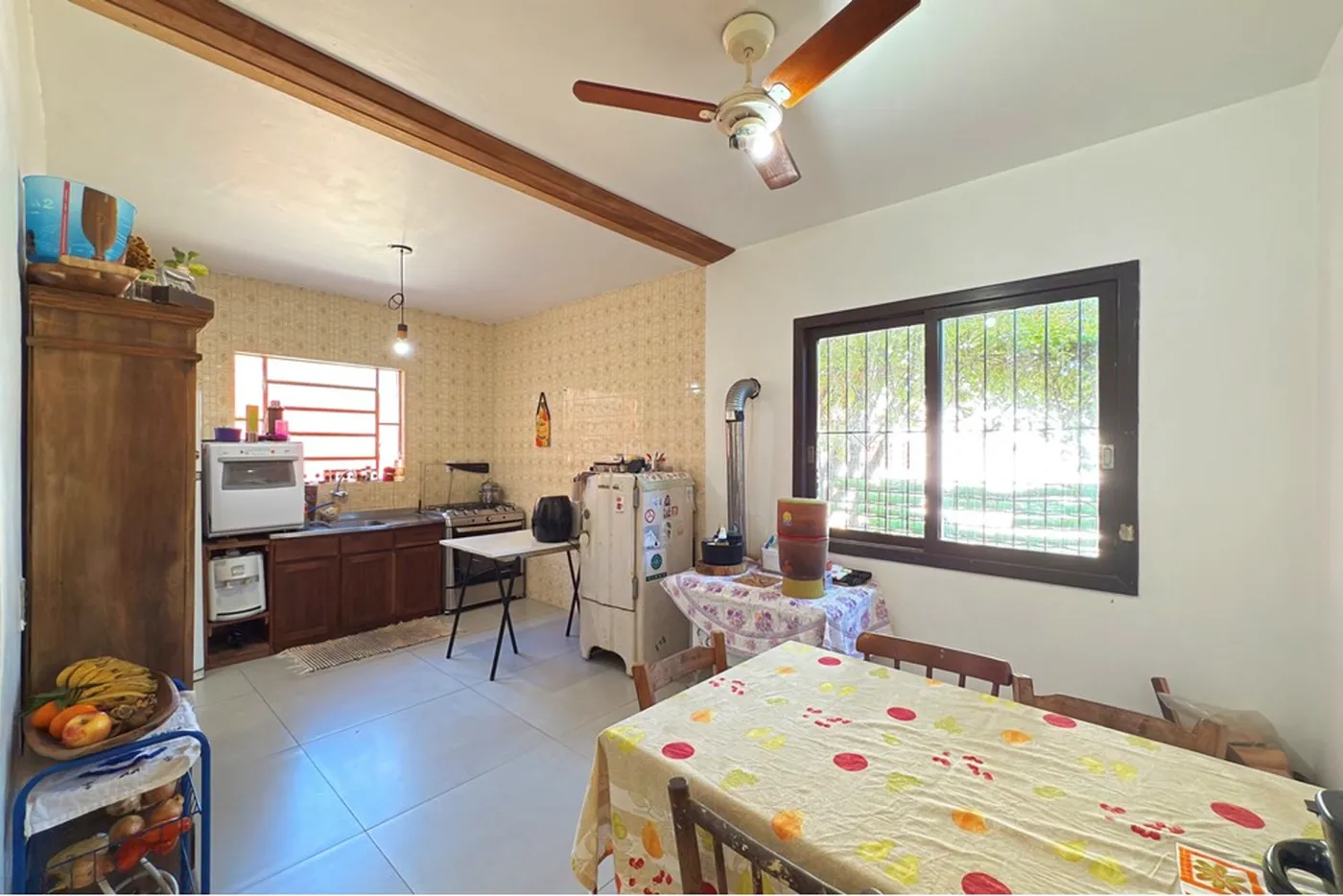 VNVDS 200 Casa 610191037-94 - REMAX Casa Sul Exclusividades