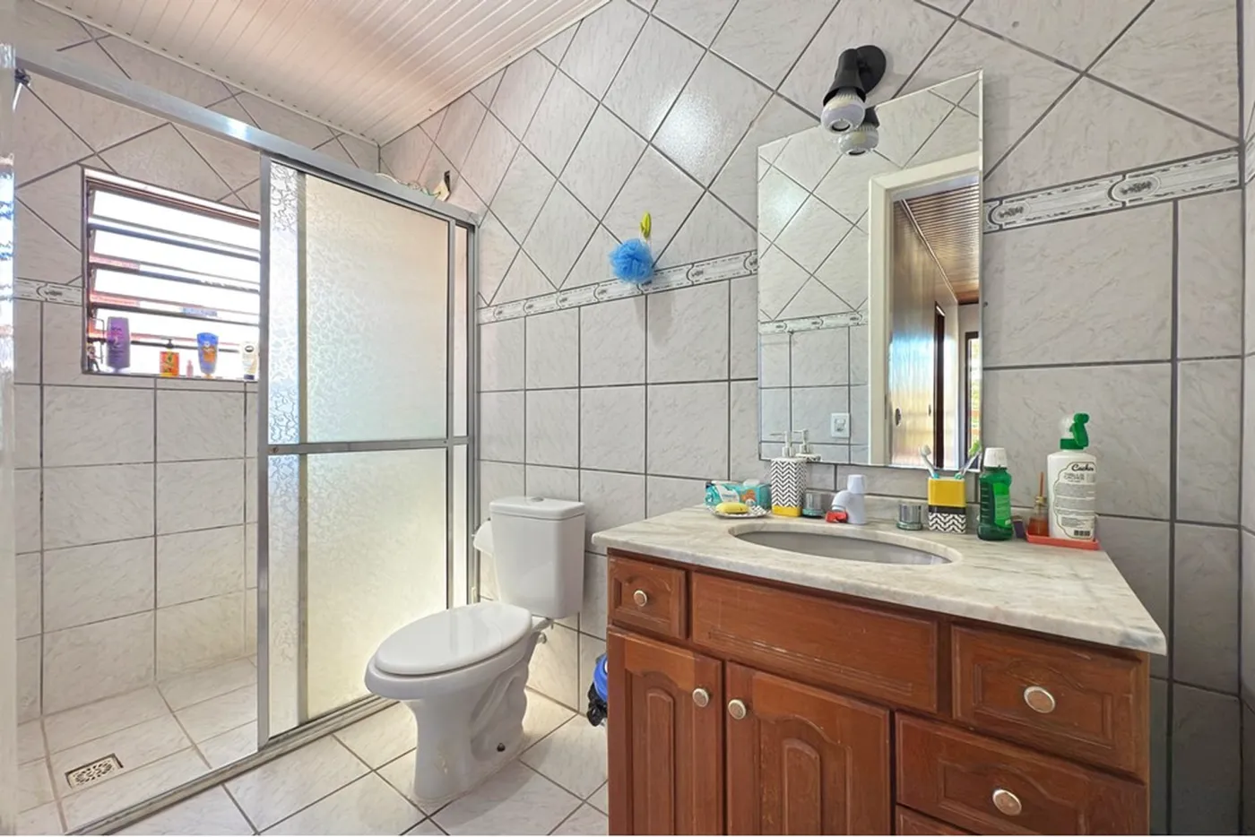 VNVDS 200 Casa 610191037-94 - REMAX Casa Sul Exclusividades