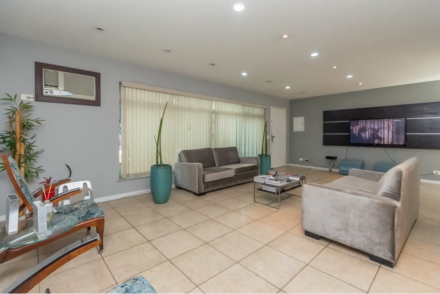 MJ 913 Sala 602221002-38 - REMAX Galeria Exclusividades