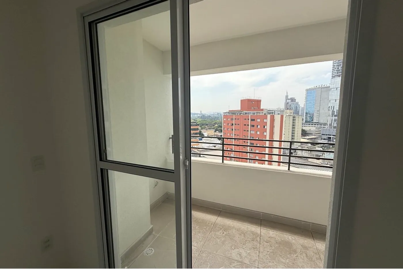 BVB 155 Apto 601081042-73 - REMAX Lepex Exclusividades