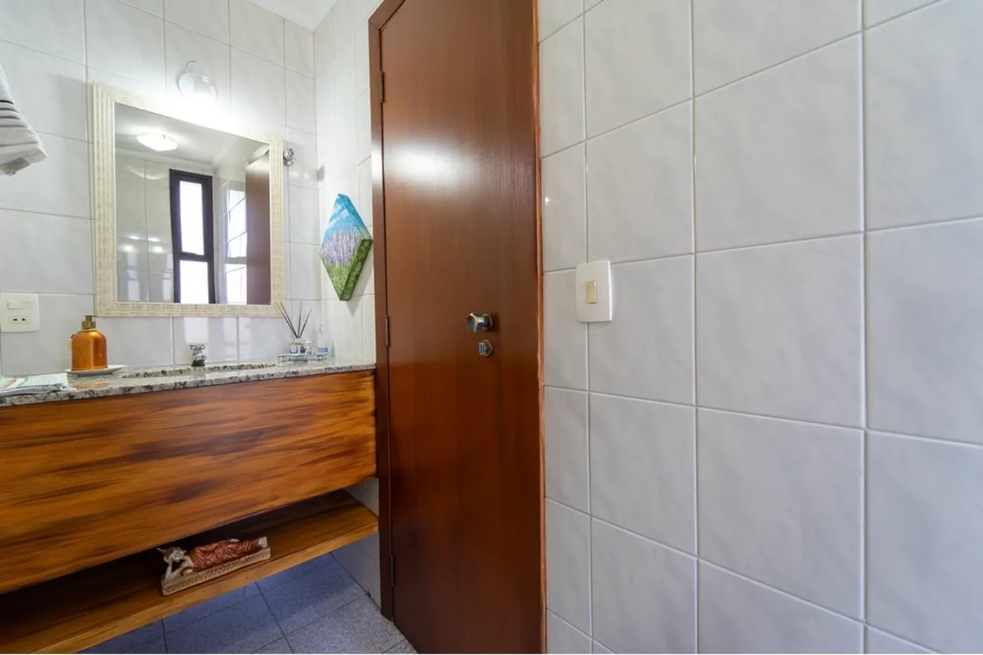 VAIAGF 13 Apto 690591010-46 - REMAX Máxima Exclusividades