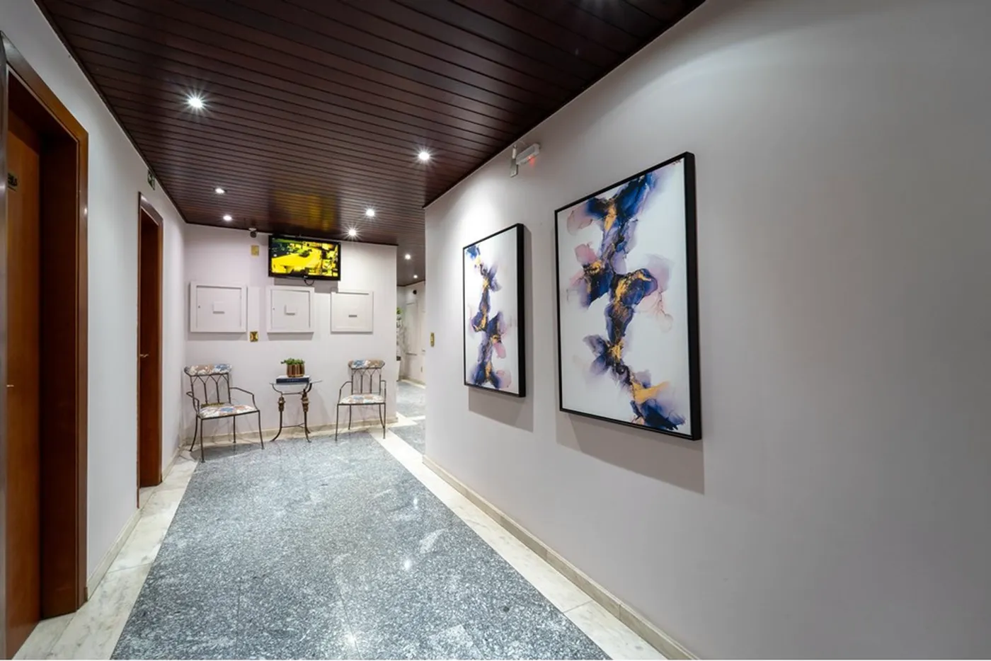VAIAGF 13 Apto 690591010-46 - REMAX Máxima Exclusividades