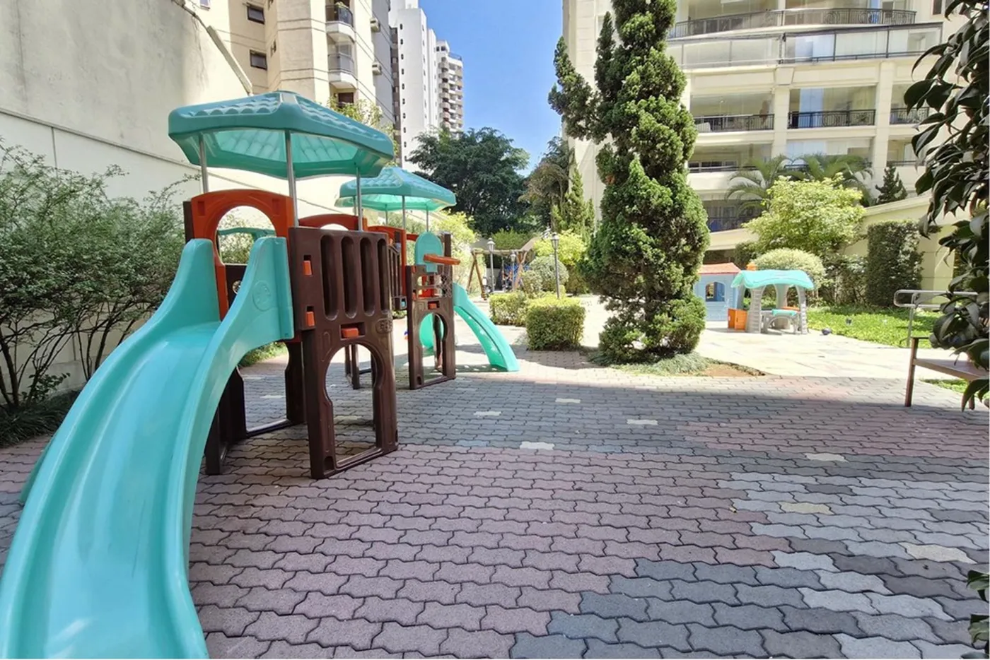 IJ 79 Apto 601361043-39 - REMAX Trio Exclusividades
