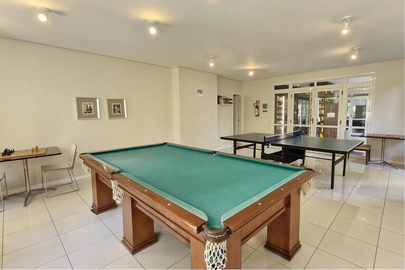 IJ 79 Apto 601361043-39 - REMAX Trio Exclusividades