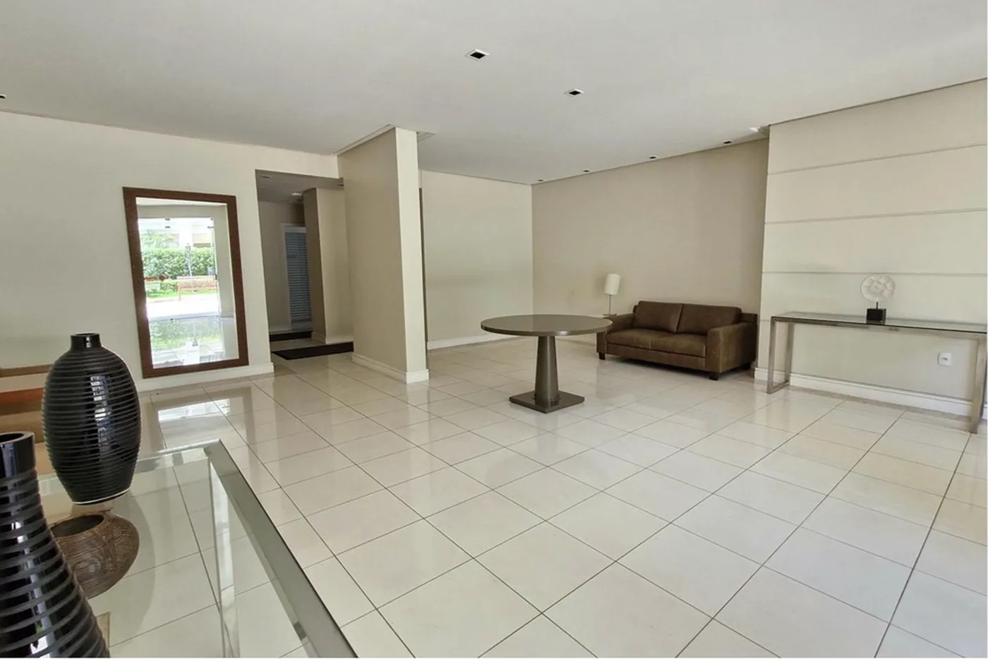IJ 79 Apto 601361043-39 - REMAX Trio Exclusividades
