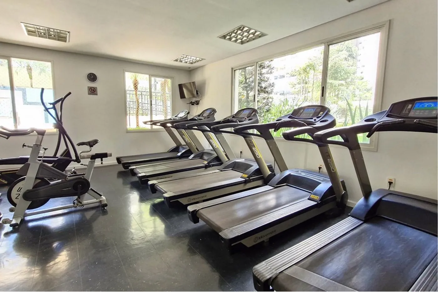 IJ 79 Apto 601361043-39 - REMAX Trio Exclusividades