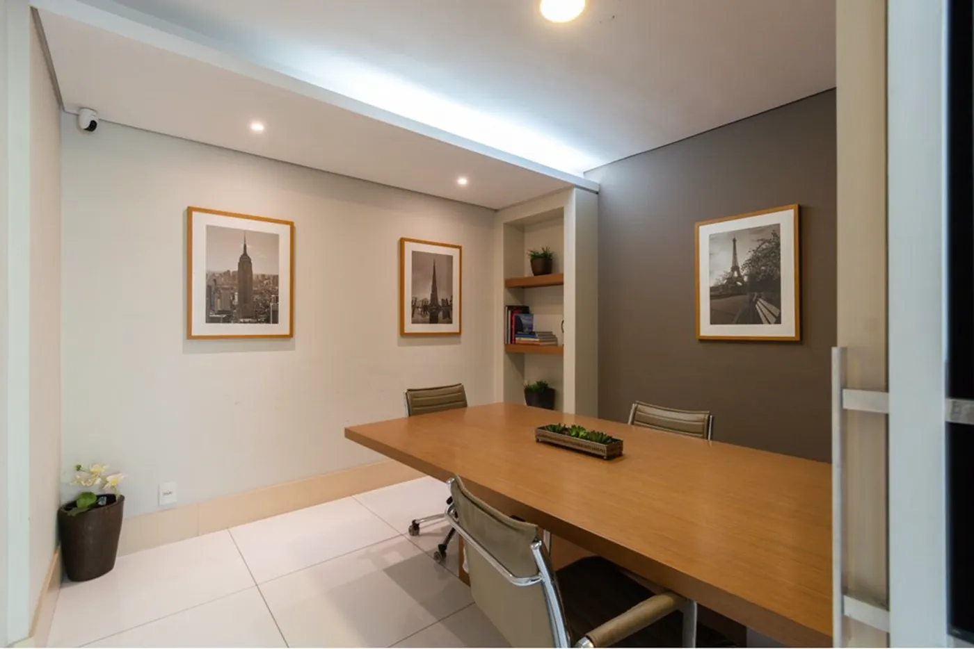 CBADMS 878 Apto 601241044-41 - REMAX Ville Exclusividades