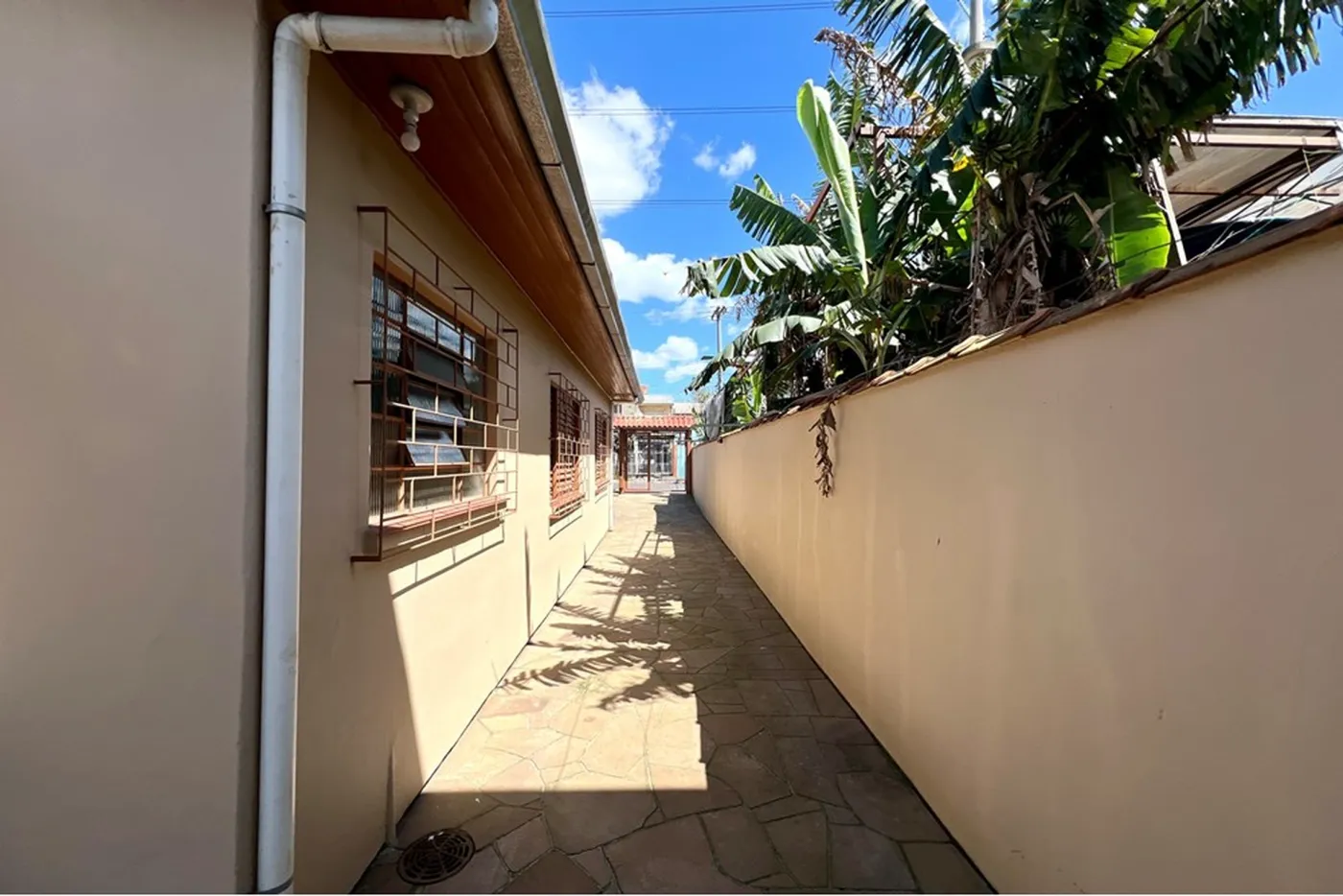 RBFC 407 Casa 610241034-20 - REMAX 520 Exclusividades