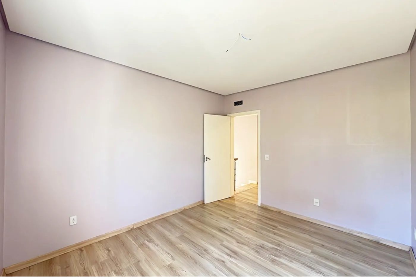 HFSB 200 610191034-125 - REMAX Casa Sul Exclusividades