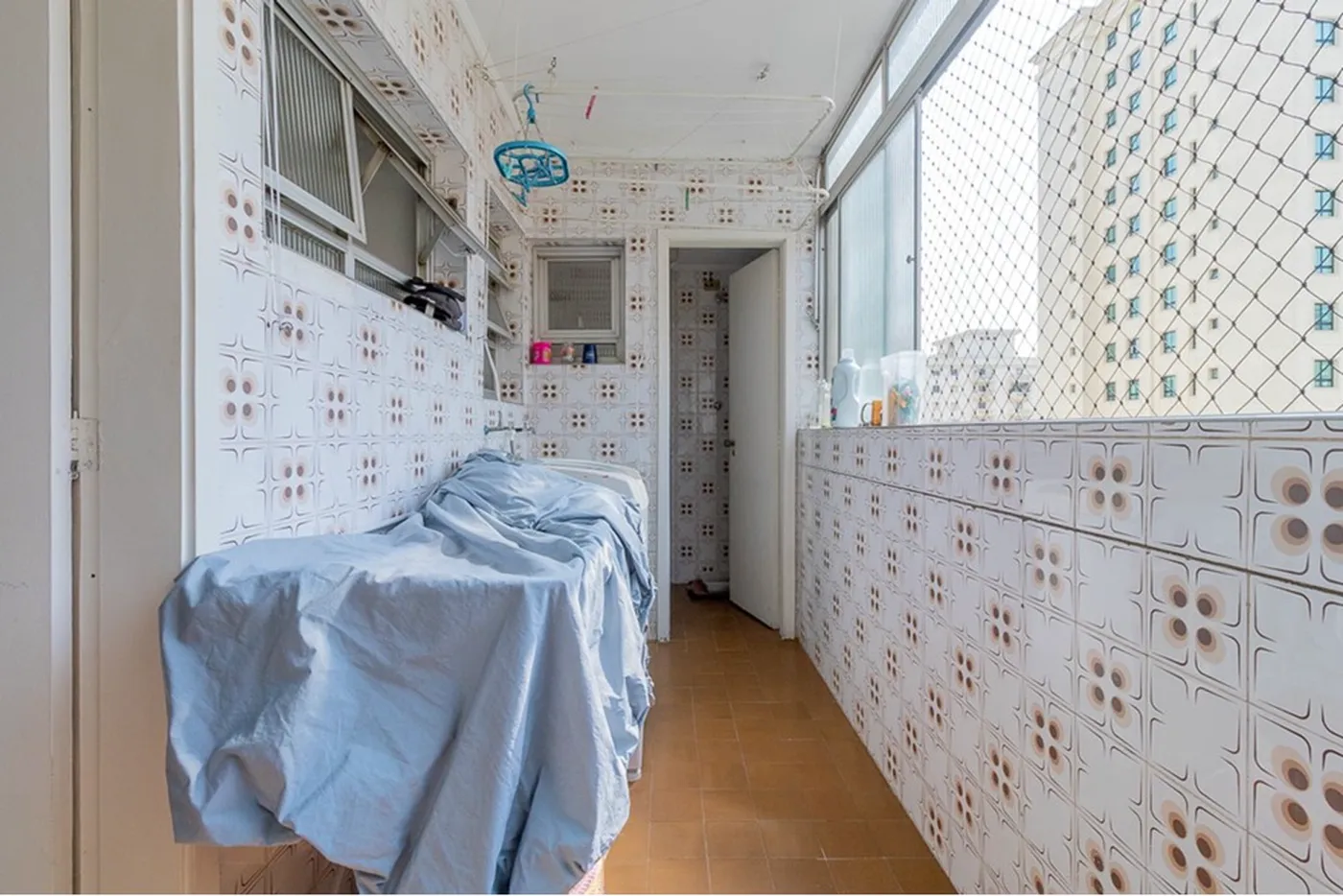 POF 1753 Apto 601081006-129 - REMAX Lepex Exclusividades