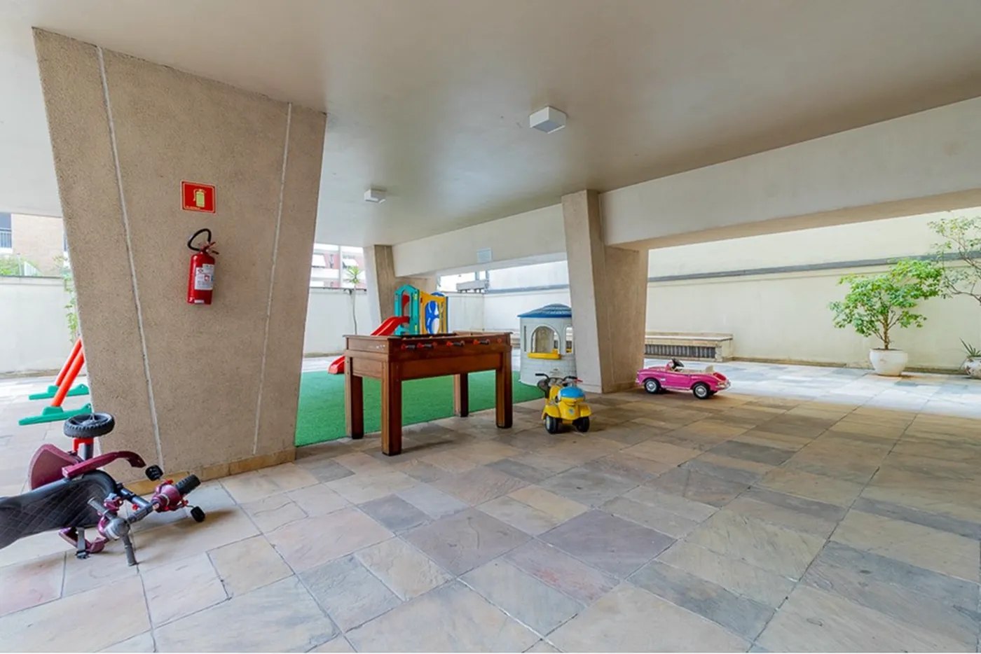 POF 1753 Apto 601081006-129 - REMAX Lepex Exclusividades