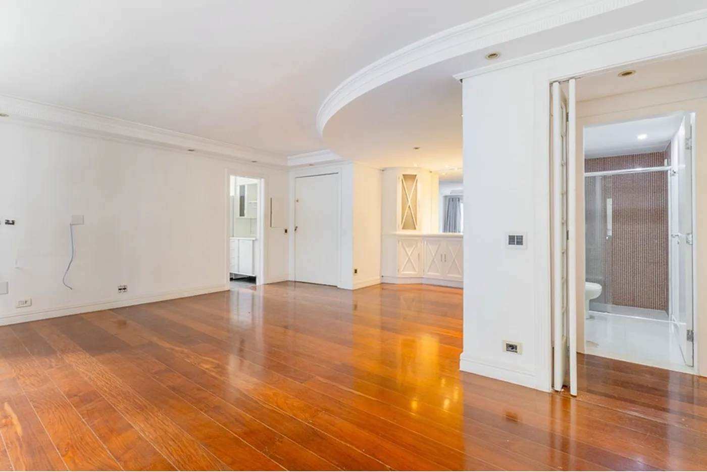 JPI 1579 Apto 601081007-113 - REMAX Lepex Exclusividades