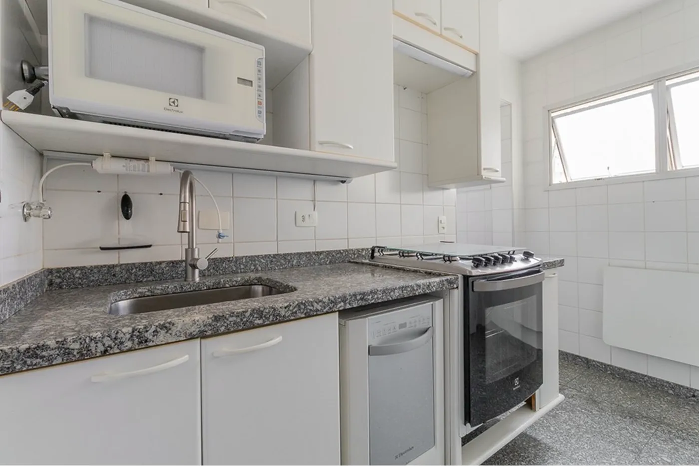 JPI 1579 Apto 601081007-113 - REMAX Lepex Exclusividades