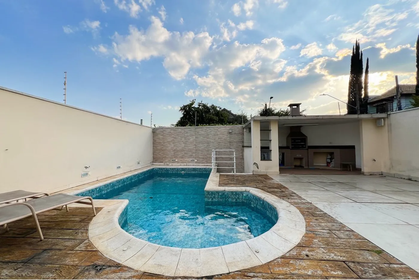 MDH 343 601401007-62 - REMAX Paradisus Exclusividades