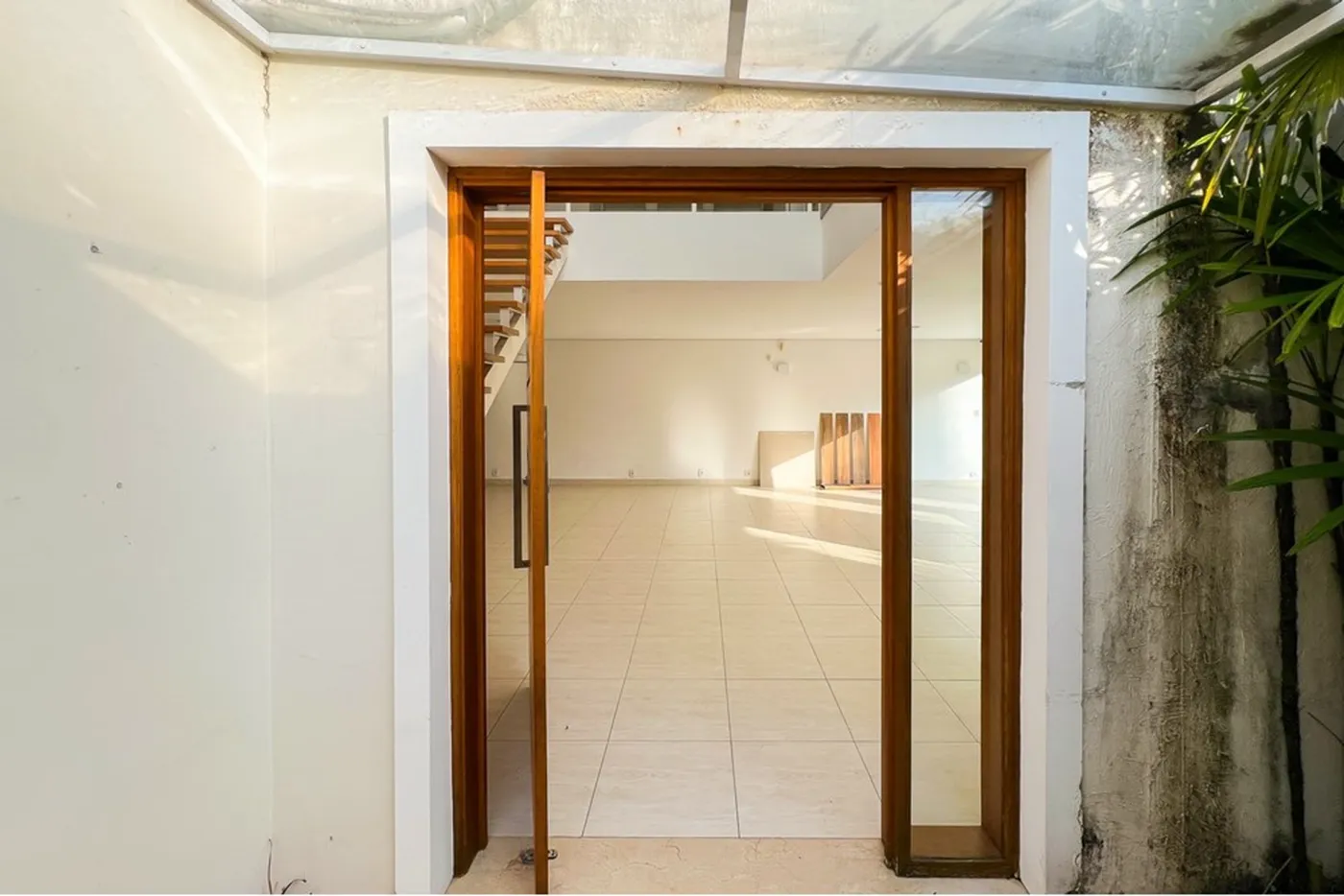 MDH 343 601401007-62 - REMAX Paradisus Exclusividades