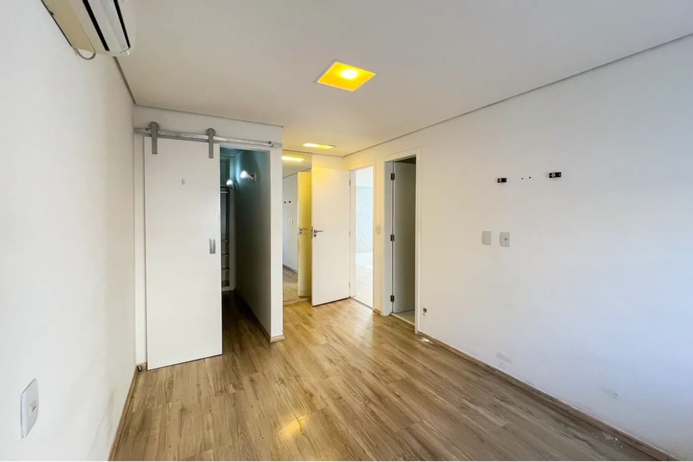 MDH 343 601401007-62 - REMAX Paradisus Exclusividades