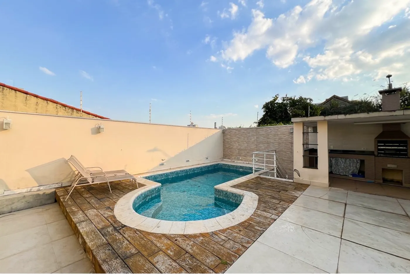 MDH 343 601401007-62 - REMAX Paradisus Exclusividades