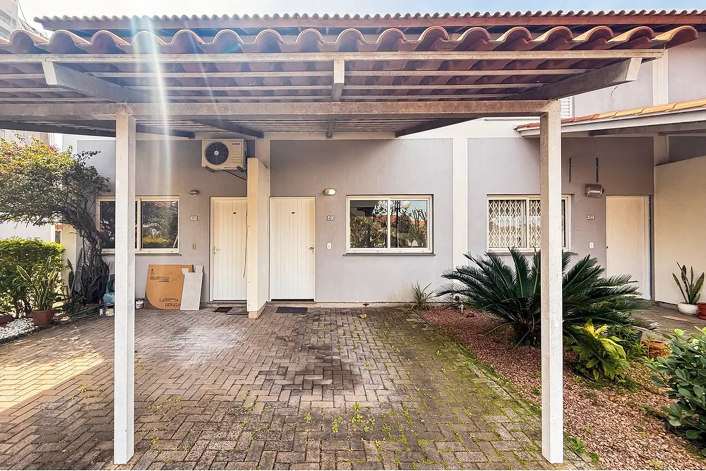 FBDM 300 Casa 612651052-78 - REMAX Pillares Exclusividades