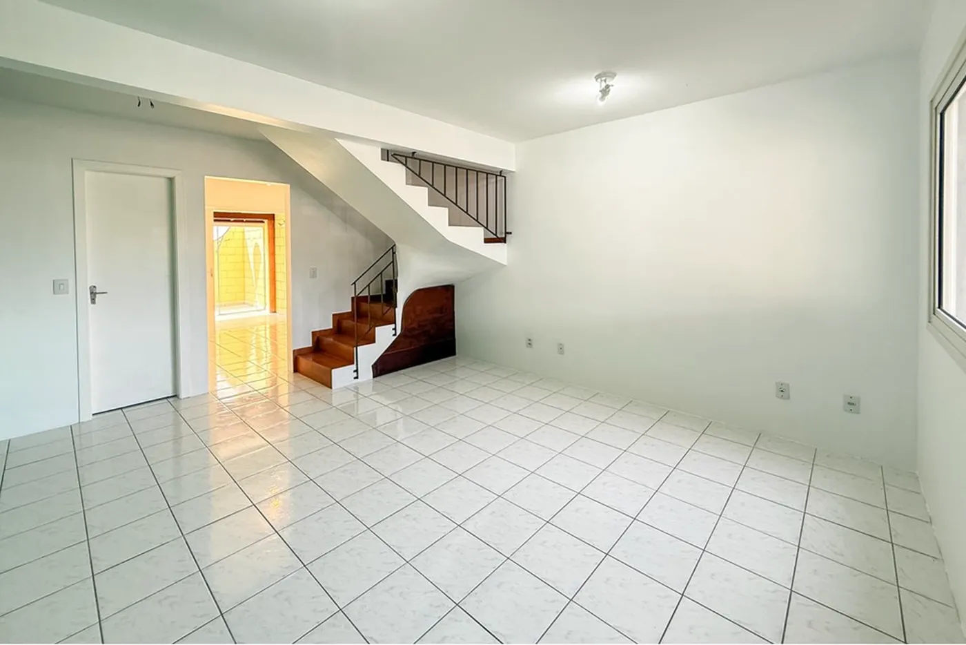 FBDM 300 Casa 612651052-78 - REMAX Pillares Exclusividades