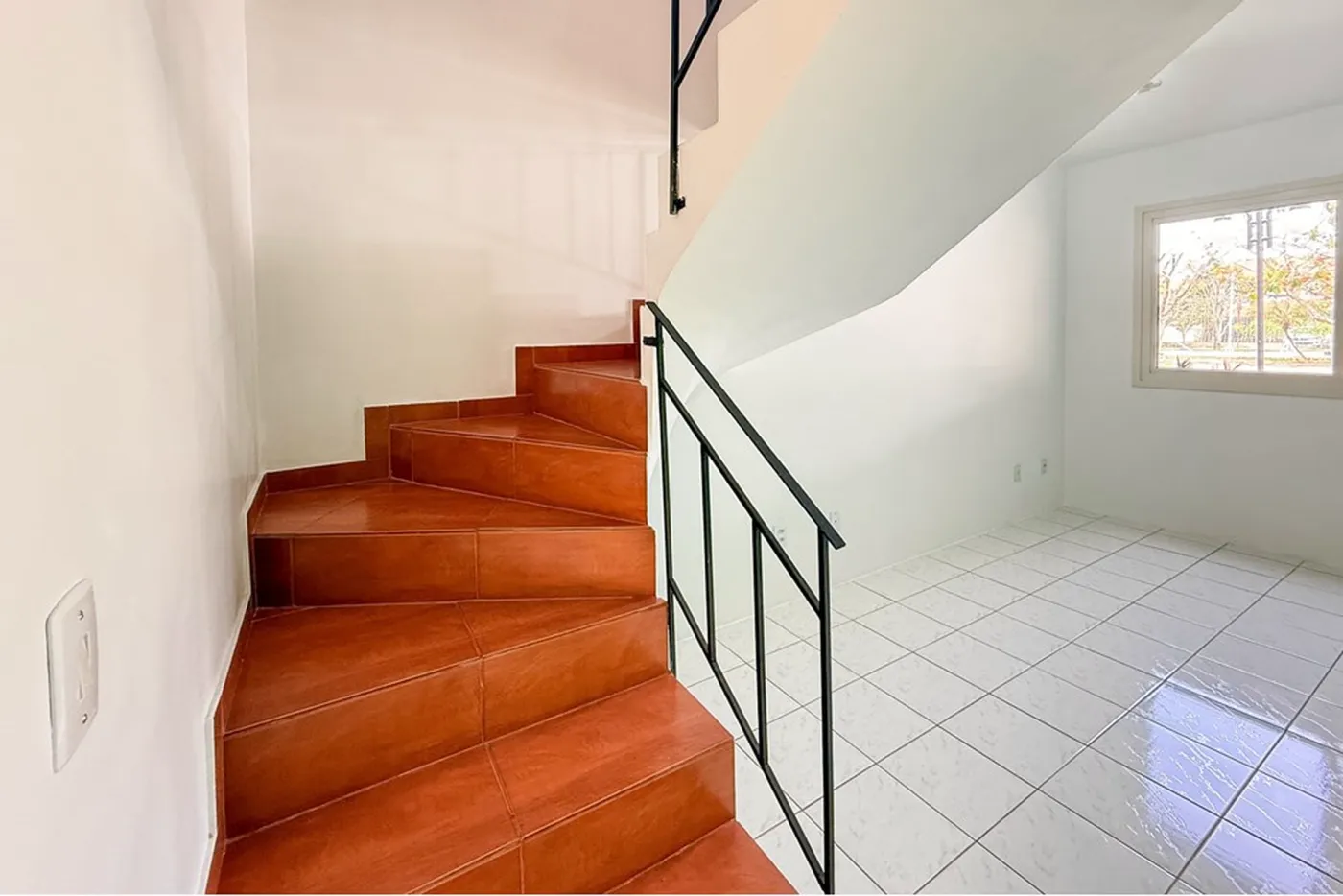 FBDM 300 Casa 612651052-78 - REMAX Pillares Exclusividades