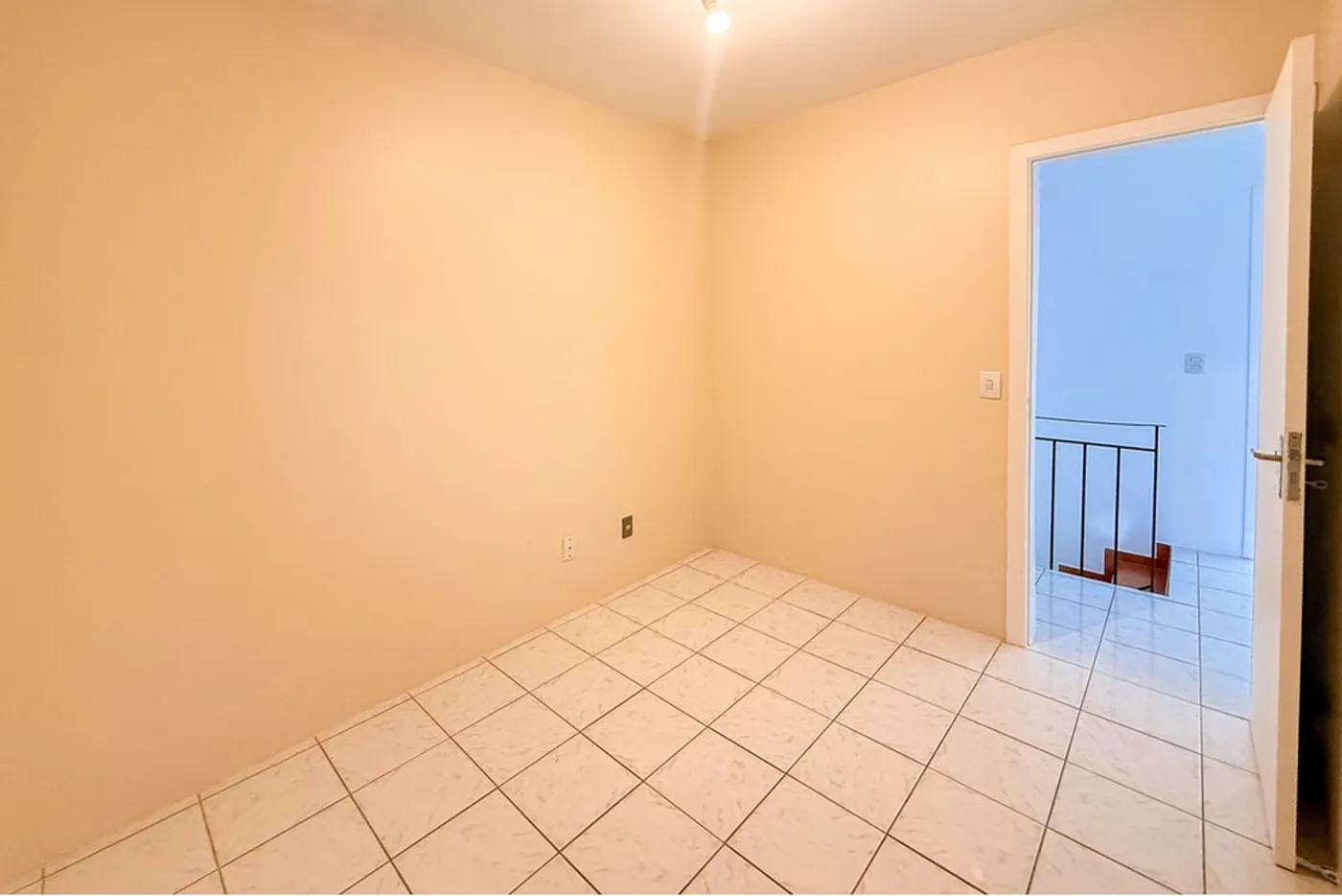 FBDM 300 Casa 612651052-78 - REMAX Pillares Exclusividades