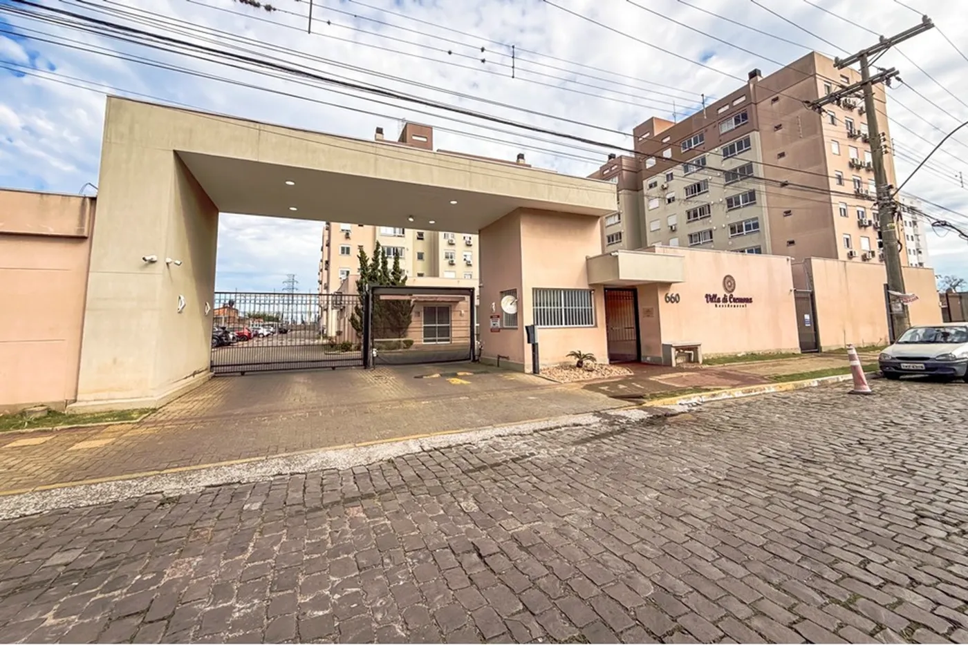 FJC 660 Apto 612651031-51 - REMAX Pillares Exclusividades