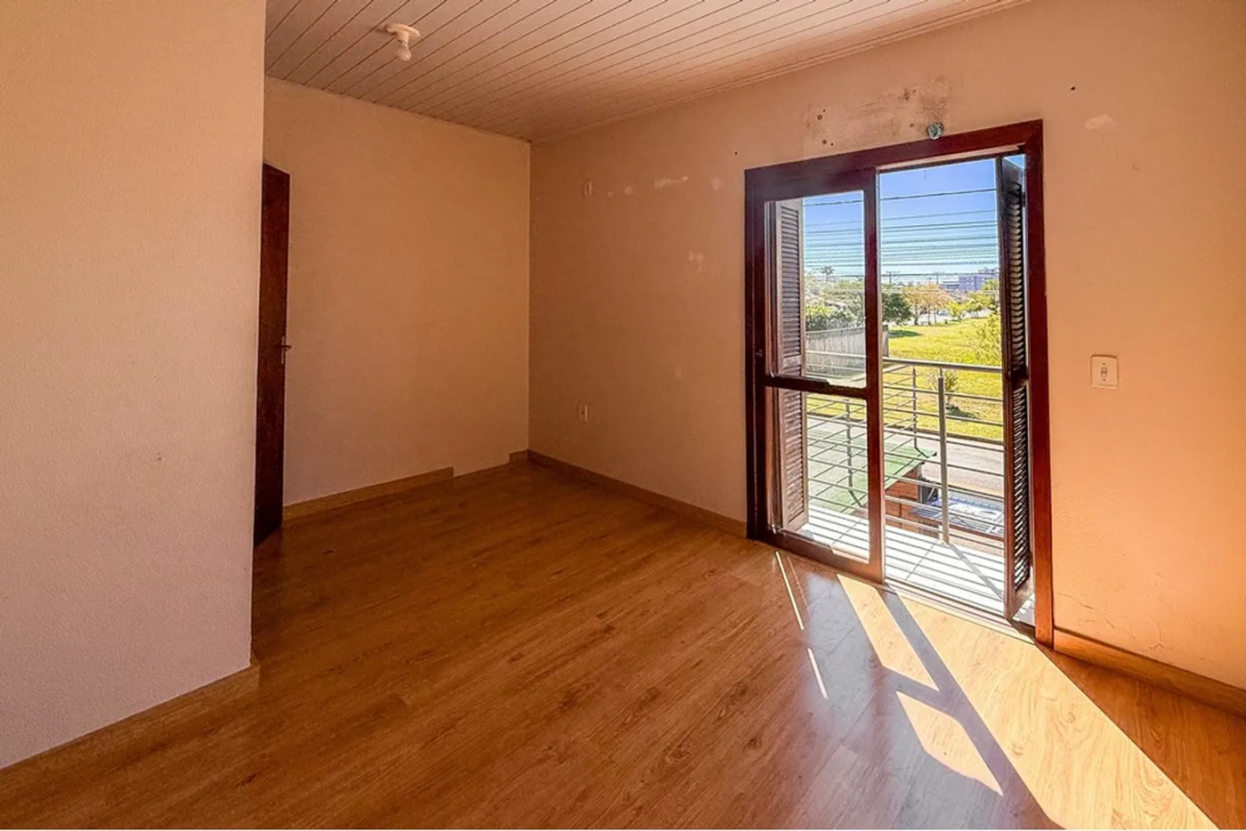OSE 145 612651058-2 - REMAX Pillares Exclusividades