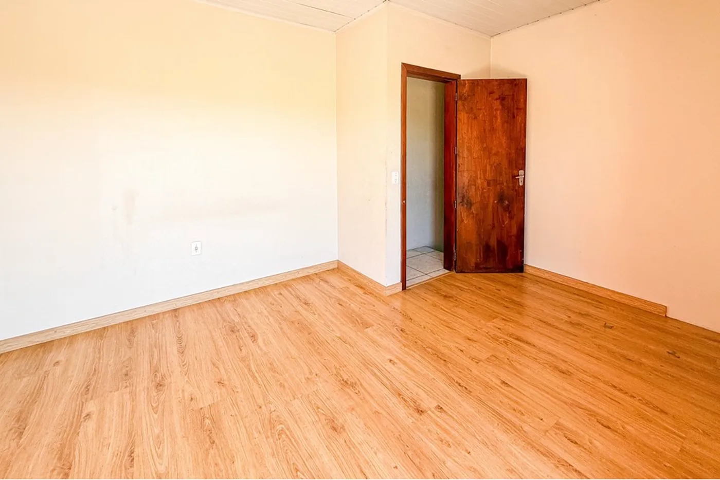 OSE 145 612651058-2 - REMAX Pillares Exclusividades