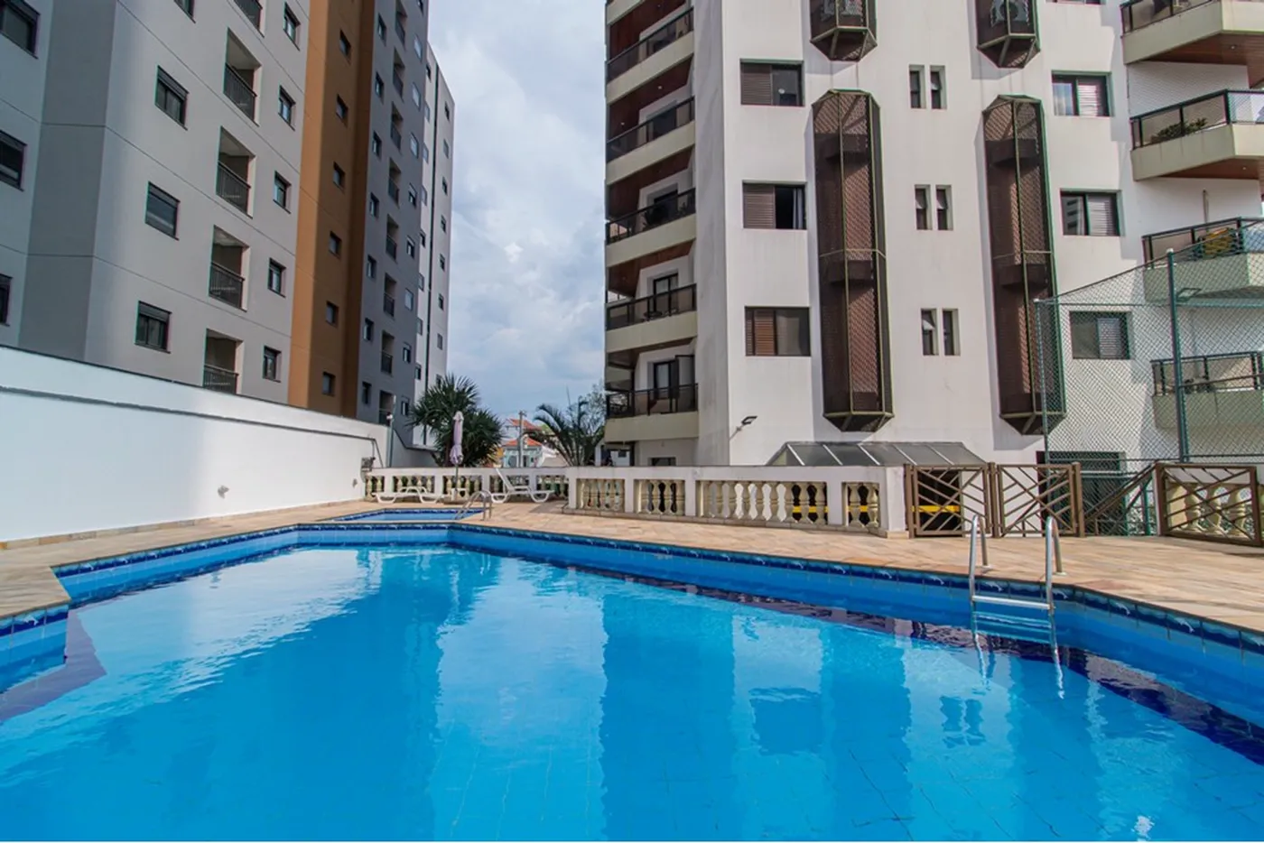 VRFM 202 Apto 601081096-7 - REMAX Lepex Exclusividades
