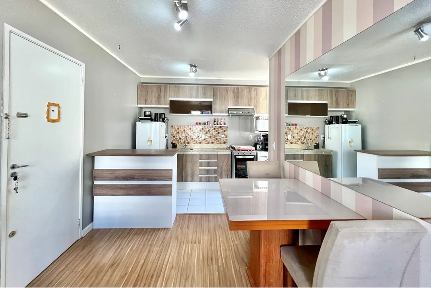 FDJB 1852 Apto 610241023-71 - REMAX 520 Exclusividades