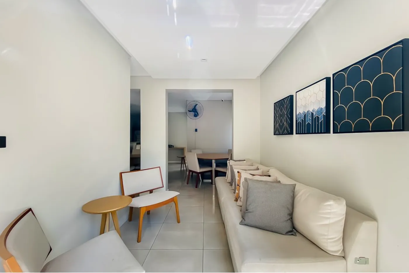 CAL 85 Apto 601811024-36 - REMAX HomeVision Exclusividades